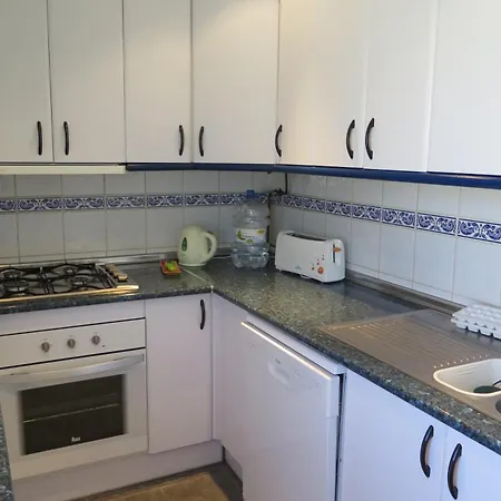 Ref Garr11 Villa *