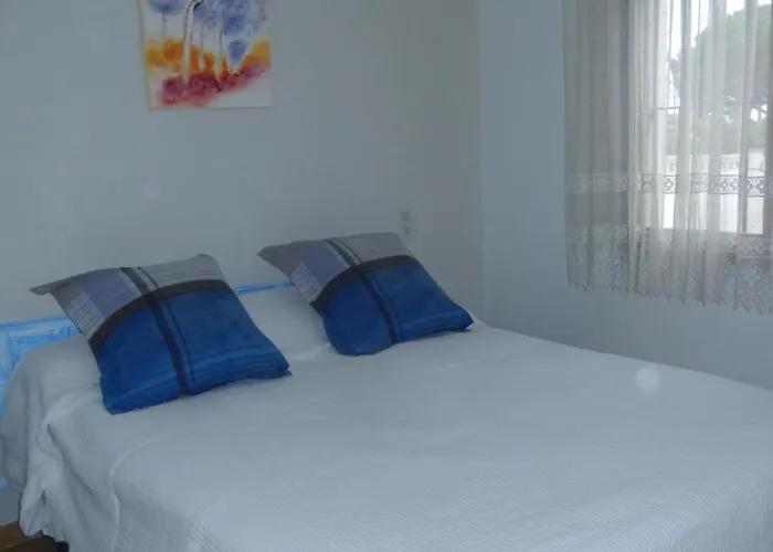 Villa Ref Garr11 *