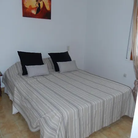 Villa Ref Garr11 *